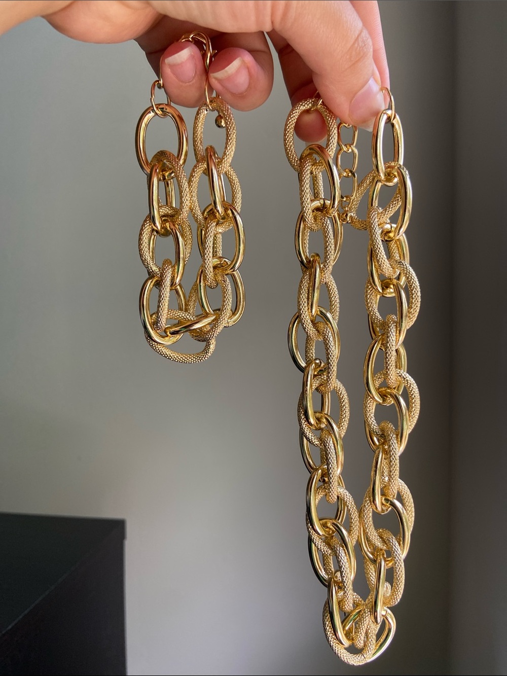 NEW! 2 pcs Elegant Gold Chunky Link Necklace and Bracelet Set. A2-78 - Picture 7 of 7